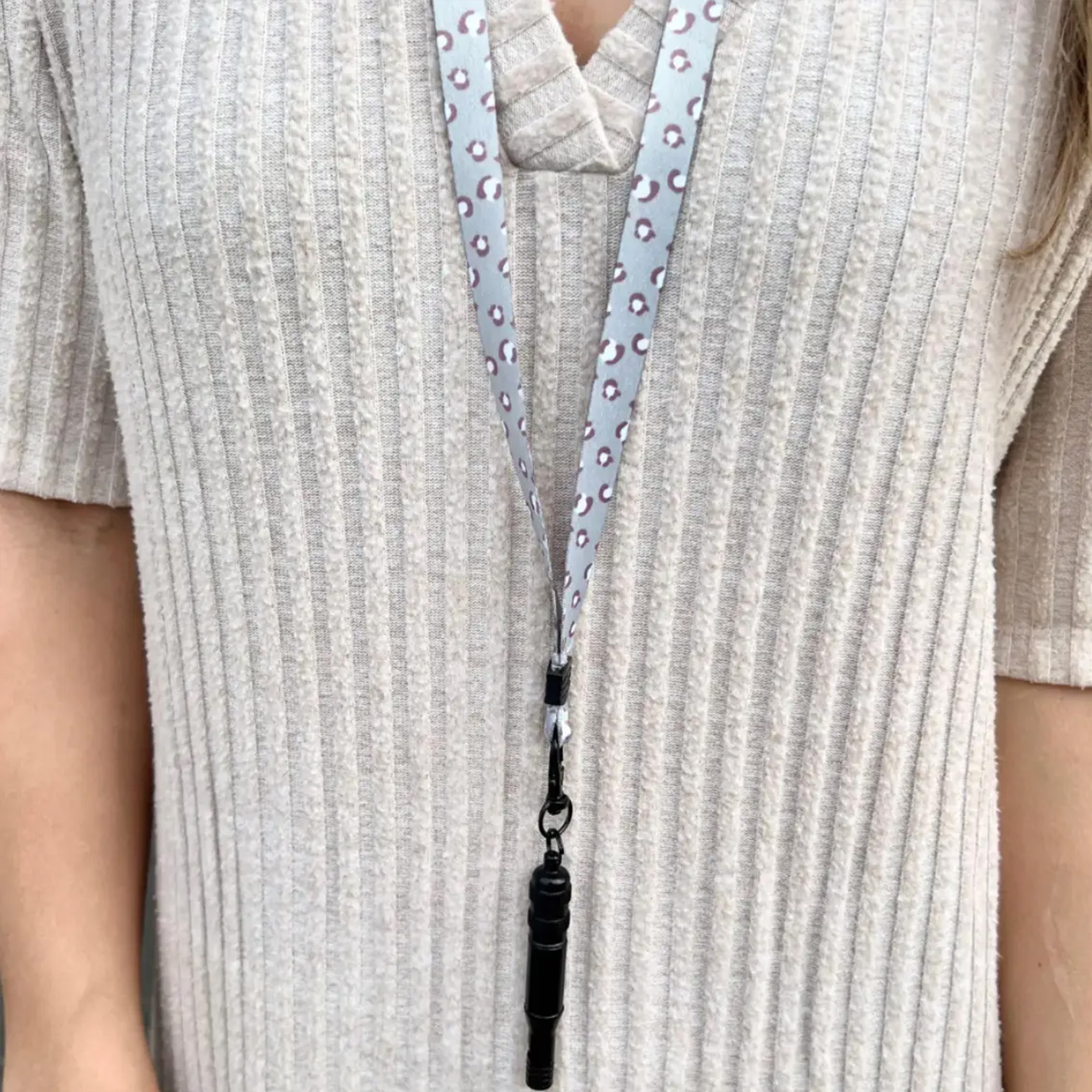 Trainingspfeife mit Schlüsselband Leo Sage